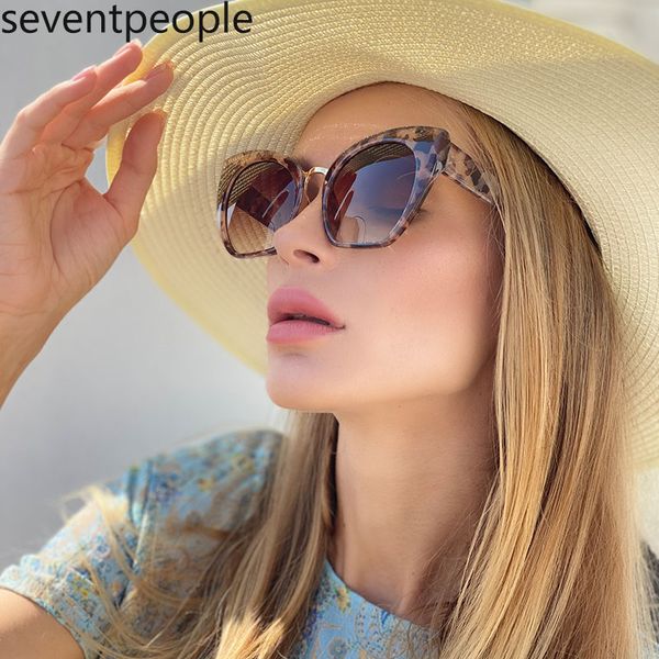 sunglasses cat eye women 2021 designer retro sun glasses for shades vintage female eyewear, White;black
sunglasses cat eye women 2021 designer retro sun glasses for shades vintage female eyewear, White;black