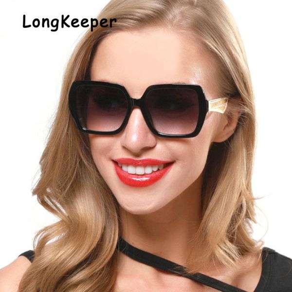 2020 women's sunglasses square fashion party sunglasses design woman glasses gradient oversized eyeglasses uv400, White;black
2020 women's sunglasses square fashion party sunglasses design woman glasses gradient oversized eyeglasses uv400, White;black