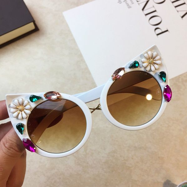 sunglasses, female personality glasses, new star style in europe and america women sunglasses, White;black
sunglasses, female personality glasses, new star style in europe and america women sunglasses, White;black