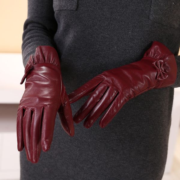 five fingers gloves 2021 leather women' flounced bow fur purple goatskin, Blue;gray
five fingers gloves 2021 leather women' flounced bow fur purple goatskin, Blue;gray
