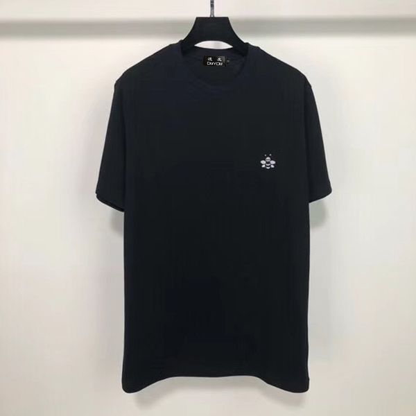 luxury paris brand men women casual fashion t-shirts o-neck new short sleeve t shirt embroidery bees tshirts joker trendy brand t-shirts, White;black
luxury paris brand men women casual fashion t-shirts o-neck new short sleeve t shirt embroidery bees tshirts joker trendy brand t-shirts, White;black