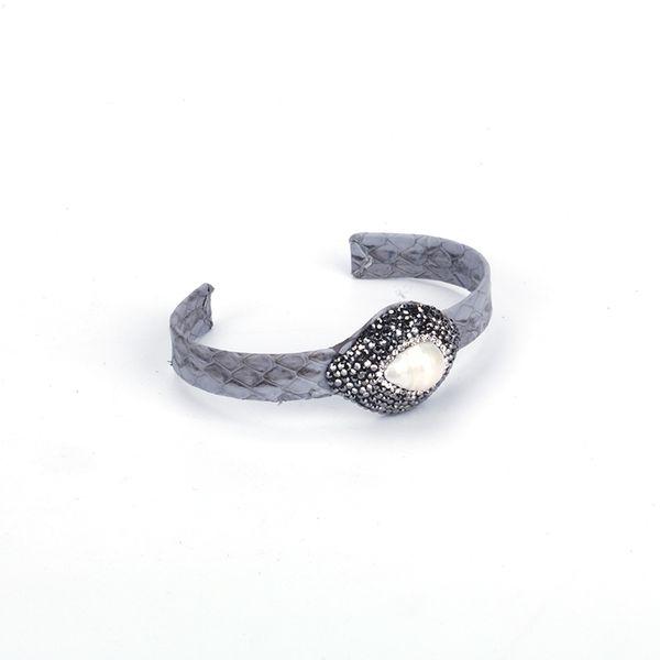 bangle natural rough big freshwater pearl bead charm pave rhinestone grey real snake leather wrap open adjustable cuff for wmen, Black
bangle natural rough big freshwater pearl bead charm pave rhinestone grey real snake leather wrap open adjustable cuff for wmen, Black