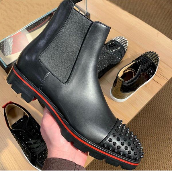 luxury designer man ankle boots red bottoms melon boots black spikes calfskin rubber mens fashion booty famous party wedding dress shoes
luxury designer man ankle boots red bottoms melon boots black spikes calfskin rubber mens fashion booty famous party wedding dress shoes