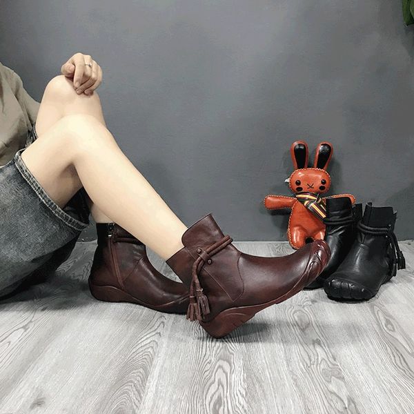winter 2020 boots retro hand painted leather pigskin lined flat bottomed five finger women's leather boots, Black
winter 2020 boots retro hand painted leather pigskin lined flat bottomed five finger women's leather boots, Black