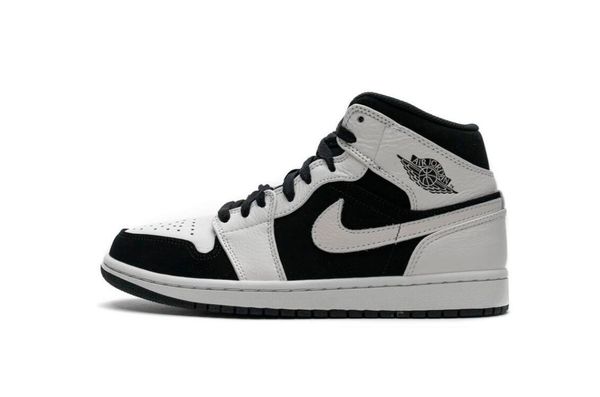 2020 air shoes nakeskin jordan aj1 aj 1 sneakers men women fly basketball sneakers chaussures shattered back shoes, Black 
2020 air shoes nakeskin jordan aj1 aj 1 sneakers men women fly basketball sneakers chaussures shattered back shoes, Black