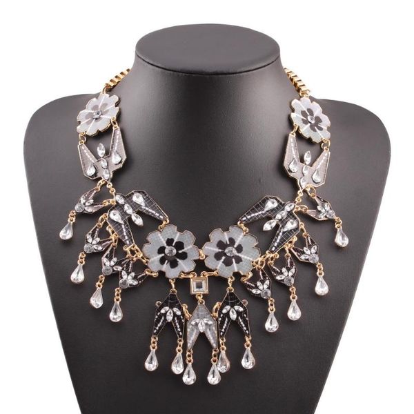 pendant necklaces 2021 design colorful enamel flower gold color chain crystal statement necklace for women, Silver
pendant necklaces 2021 design colorful enamel flower gold color chain crystal statement necklace for women, Silver