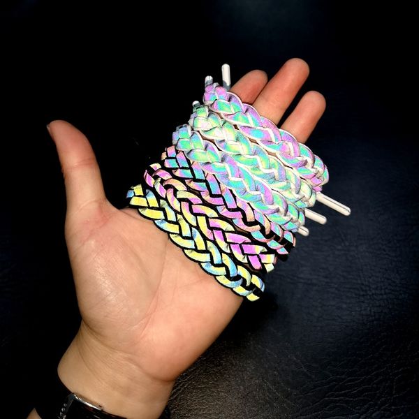 2020 new love holographic reflective bracelet couple weave lace color change hand strap charm bracelets for men women fashion, Golden;silver
2020 new love holographic reflective bracelet couple weave lace color change hand strap charm bracelets for men women fashion, Golden;silver