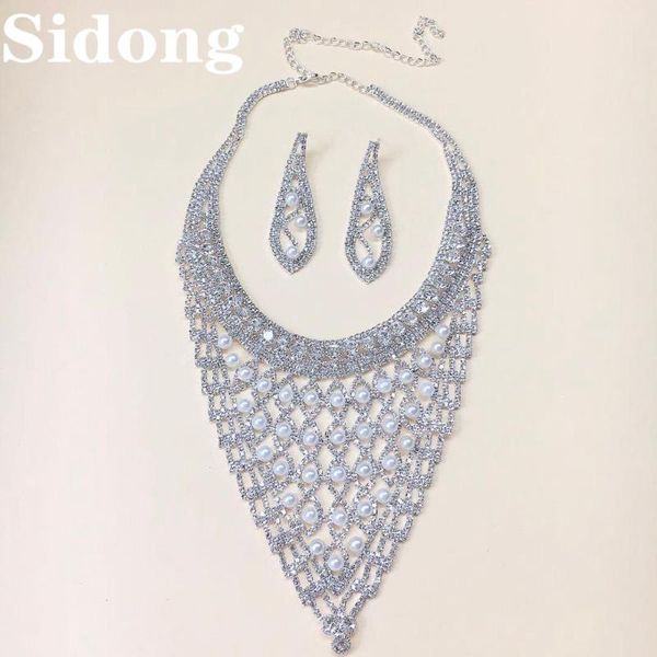 chokers european and american fashion exaggerated trend necklace pearl crystal necklink bride wedding gift woman, Golden;silver
chokers european and american fashion exaggerated trend necklace pearl crystal necklink bride wedding gift woman, Golden;silver