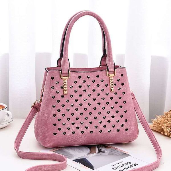ladies hand bags pu leather casual tote beach bag crossbody bags for women 2020women handbags summer party shoulder female
ladies hand bags pu leather casual tote beach bag crossbody bags for women 2020women handbags summer party shoulder female