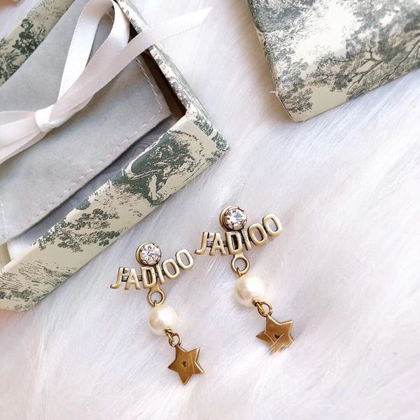 c1899 stylish retro brass stars inlay bee ear stud letter eardrop exquisite personality fringe joker earring, Golden;silver
c1899 stylish retro brass stars inlay bee ear stud letter eardrop exquisite personality fringe joker earring, Golden;silver