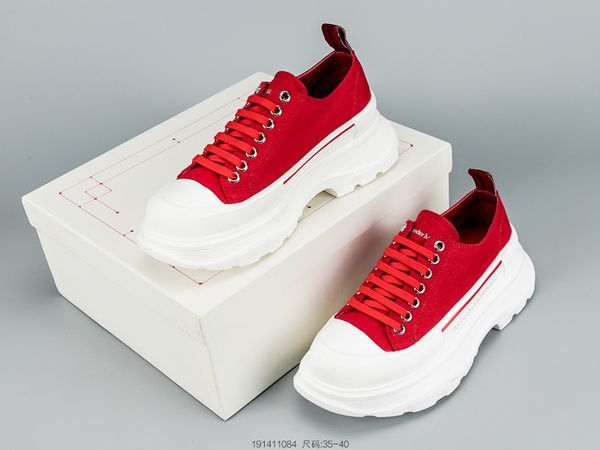 in 2020, the new style casual sneakers are fashionable for both men and women. wear casual shoes, black, pink, red and sneakers
in 2020, the new style casual sneakers are fashionable for both men and women. wear casual shoes, black, pink, red and sneakers