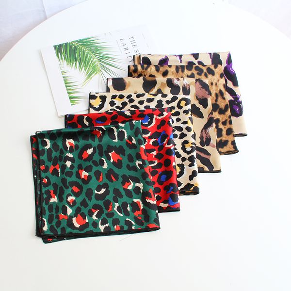 bandanas women's fashion scarf square 50cm small scarves neckerchief luxury imitation silk beautiful leopard print design collar scarfs
bandanas women's fashion scarf square 50cm small scarves neckerchief luxury imitation silk beautiful leopard print design collar scarfs