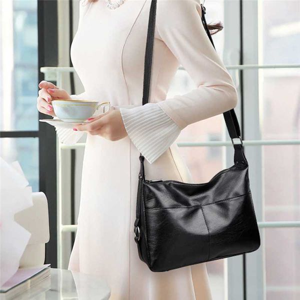 ladies casual shoulder messenger bag soft pu leather large capacity zipper tote bag mummy outdoor sundries storage
ladies casual shoulder messenger bag soft pu leather large capacity zipper tote bag mummy outdoor sundries storage