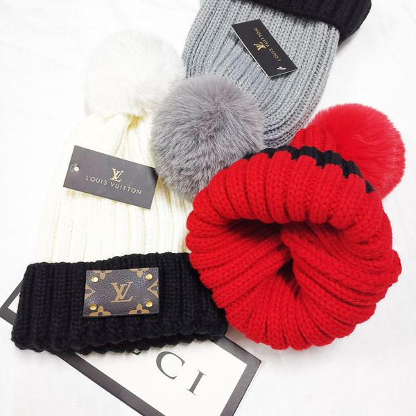 warm winter skullies beanies knitted hat women brand winter women ball ski wool fur hat, Blue;gray
warm winter skullies beanies knitted hat women brand winter women ball ski wool fur hat, Blue;gray