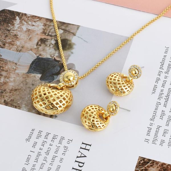 viennois dubai jewelry set for women gold plated color round hollow out design necklace and dangle earrings set jewelry, Silver
viennois dubai jewelry set for women gold plated color round hollow out design necklace and dangle earrings set jewelry, Silver