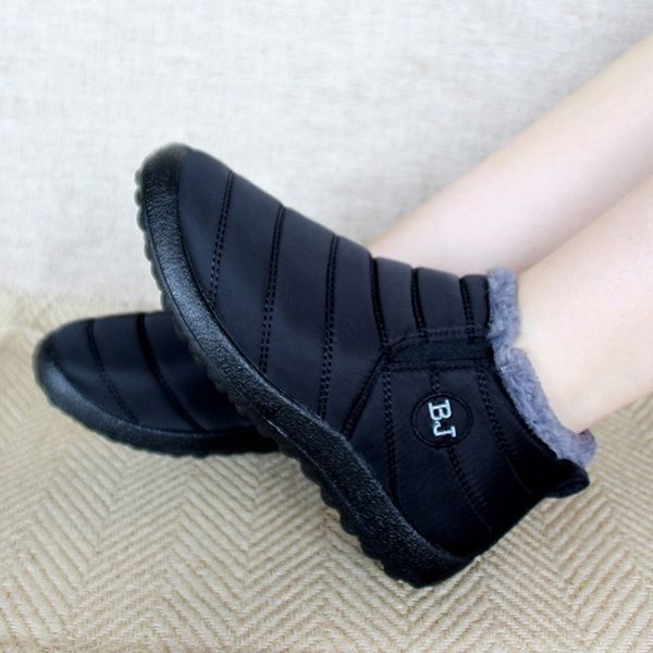 women's large-size winter selling boots padded velvet short boots women's waterproof umbrella cloth mom shoes ankle, Black
women's large-size winter selling boots padded velvet short boots women's waterproof umbrella cloth mom shoes ankle, Black