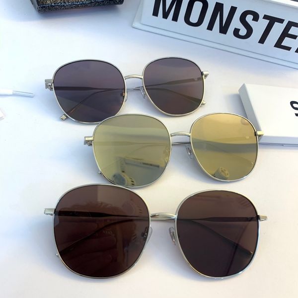 Gen New neutral sunglasses best material sunglasses fashion large frame connected sunglasses metal frame full of precision
Gen New neutral sunglasses best material sunglasses fashion large frame connected sunglasses metal frame full of precision
