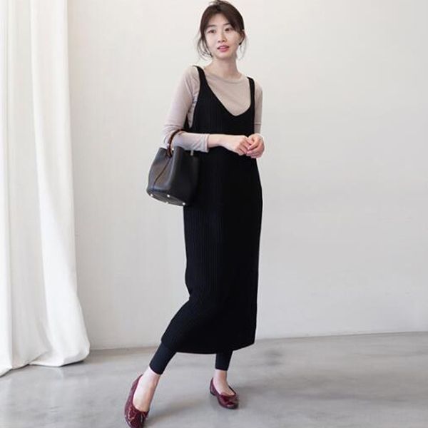 2020 korean women's new simple all-match suspender shoulder strap long slimming knitted sling dress suspender dress sweater hwf3w, White;black
2020 korean women's new simple all-match suspender shoulder strap long slimming knitted sling dress suspender dress sweater hwf3w, White;black