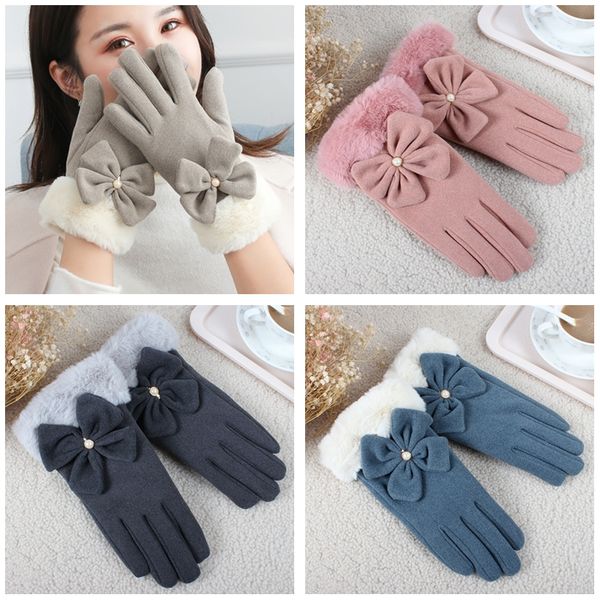 women big bow gloves touch screen glove new velvet woolen warm fingers winter gloves ski designer gloves sports cycling telefingers cz91602, White
women big bow gloves touch screen glove new velvet woolen warm fingers winter gloves ski designer gloves sports cycling telefingers cz91602, White