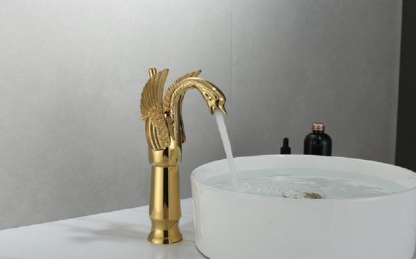 2020 горячей продажа в европейском стиле антикварного крана swan горячего и холодный смеситель для умывальника античного медных золотого кра
2020 горячей продажа в европейском стиле антикварного крана swan горячего и холодный смеситель для умывальника античного медных золотого кра