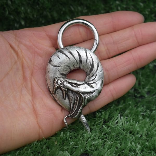 keychains 12pcs fierce malicious snake keychain animal open mouth amulet jewelry gift, Silver
keychains 12pcs fierce malicious snake keychain animal open mouth amulet jewelry gift, Silver