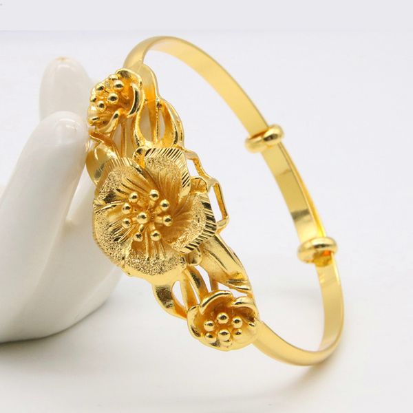 retro flowers shaped bangle yellow gold filled women wedding bridal bracelet gift, Black
retro flowers shaped bangle yellow gold filled women wedding bridal bracelet gift, Black