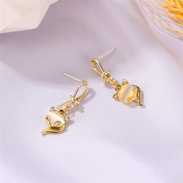 10pairs / lot 925 cute fox узел мотаться серьги для женщин золотой сплав моды уха ювелирные изделия аксессуары серебро опал животных стад се, Golden;silver
10pairs / lot 925 cute fox узел мотаться серьги для женщин золотой сплав моды уха ювелирные изделия аксессуары серебро опал животных стад се, Golden;silver