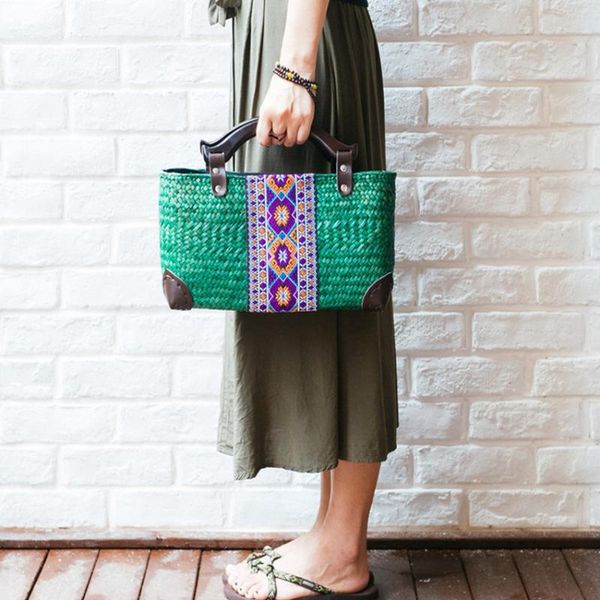 2020 new thai version of seaweed woven bag retro bag fashion holiday beach handbags hand-woven handbag
2020 new thai version of seaweed woven bag retro bag fashion holiday beach handbags hand-woven handbag