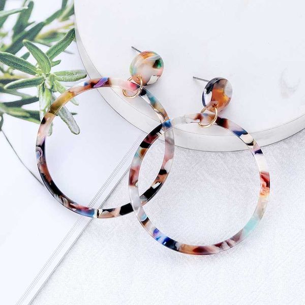 новая акриловая смола длинные большой круг серьги bohemian цветные leopard падение серьги урожай серьги мода ювелирные изделия 2020, Silver
новая акриловая смола длинные большой круг серьги bohemian цветные leopard падение серьги урожай серьги мода ювелирные изделия 2020, Silver