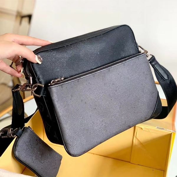 men's briefcase fashion chest bag genuine leatherthree in one package one shoulder oblique span bag men's wallet
men's briefcase fashion chest bag genuine leatherthree in one package one shoulder oblique span bag men's wallet