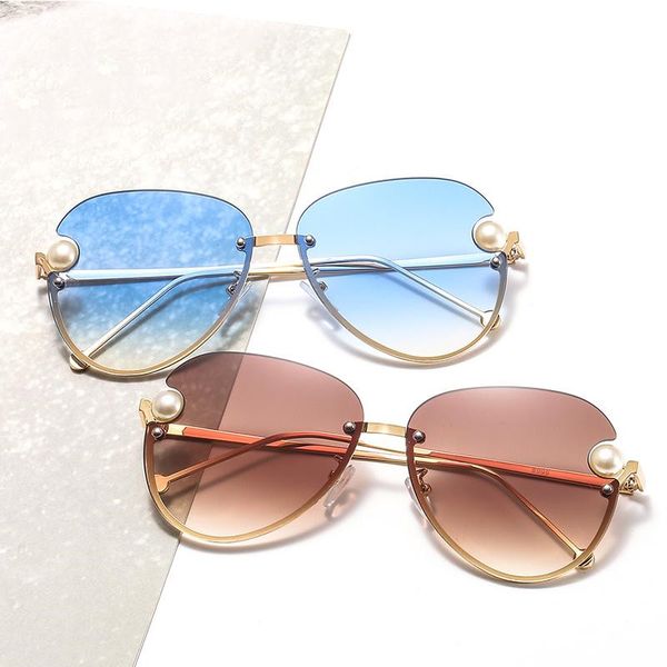 d&t 2020 new women sunglasses lady half-frame modern metal pearl sunglasses fashion decorative colorful pc uv400, White;black
d&t 2020 new women sunglasses lady half-frame modern metal pearl sunglasses fashion decorative colorful pc uv400, White;black
