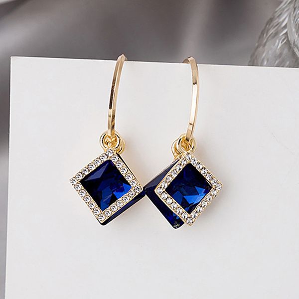 elegant dangel earrings for women kpop vintage geometric rhinestone square drop earrings gold color circle hoop earring jewelry, Golden;silver
elegant dangel earrings for women kpop vintage geometric rhinestone square drop earrings gold color circle hoop earring jewelry, Golden;silver