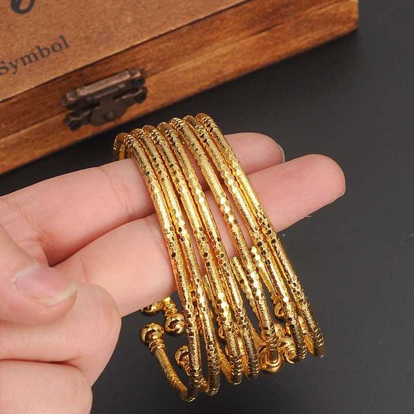 bangrui 6pcs/lot fashion style dubai gold jewelry gold color bangles for dubai bangles & bracelets dubai/africa jewelry, Black
bangrui 6pcs/lot fashion style dubai gold jewelry gold color bangles for dubai bangles & bracelets dubai/africa jewelry, Black
