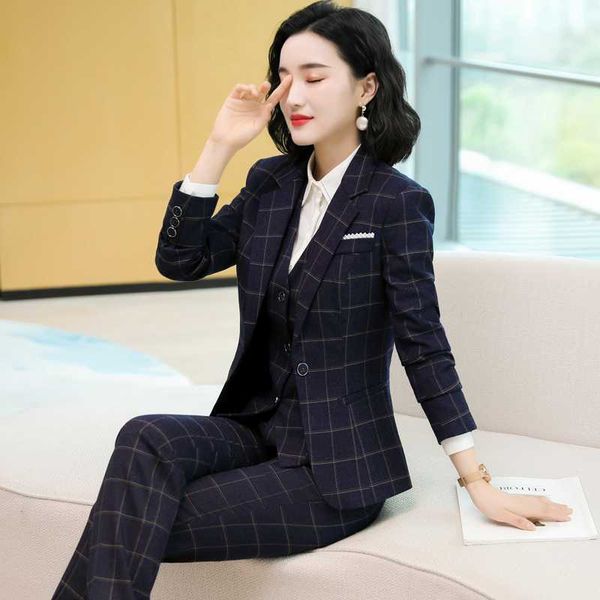 women's two piece pants formal uniform designs pantsuits women business work wear blazers ladies autumn winter professional styles eleg, White
women's two piece pants formal uniform designs pantsuits women business work wear blazers ladies autumn winter professional styles eleg, White