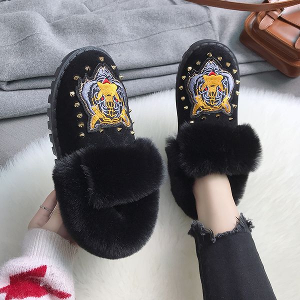 new winter women snow boots 2020 fashion tiger's head rivet thicken warm cotton shoes student non-slip cotton boots casual shoes, Black
new winter women snow boots 2020 fashion tiger's head rivet thicken warm cotton shoes student non-slip cotton boots casual shoes, Black