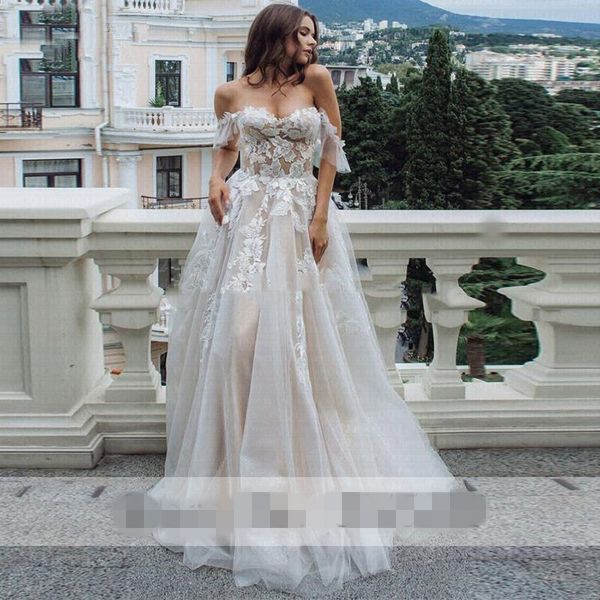 sweetheart lace appliques a line wedding dresses ruched chic off shoulder tulle sleeveless wedding gowns formal brides dress 2020, White
sweetheart lace appliques a line wedding dresses ruched chic off shoulder tulle sleeveless wedding gowns formal brides dress 2020, White