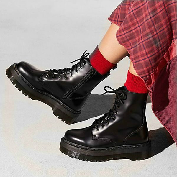 black patent leather martinese ankle boots for women lace up platform boots women winter warm fur street shoes
black patent leather martinese ankle boots for women lace up platform boots women winter warm fur street shoes