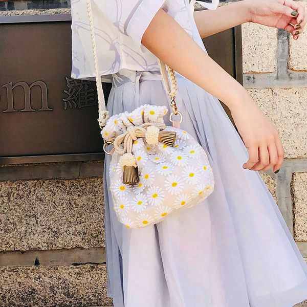 sutasuta sutasuta handmade women embroidered lace bucket bag small fresh lovely shoulder messenger bag
sutasuta sutasuta handmade women embroidered lace bucket bag small fresh lovely shoulder messenger bag
