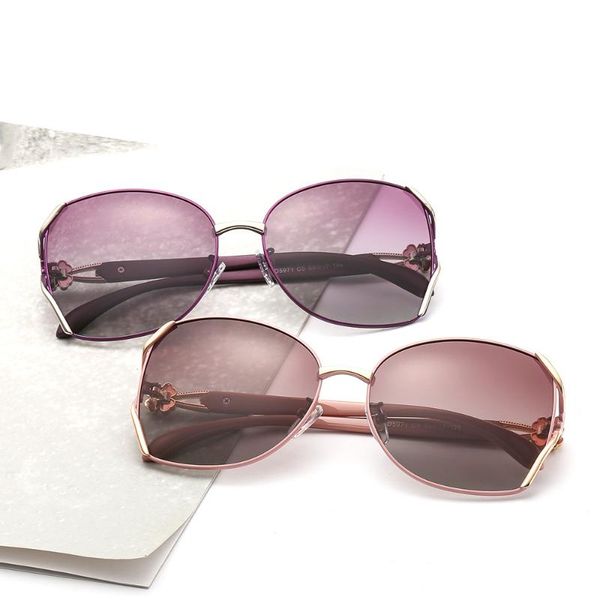 luxury oval polarized gradient sunglasses women men 2020 inlaid with metal flowers accessories sun glasses travel fishing oculos, White;black
luxury oval polarized gradient sunglasses women men 2020 inlaid with metal flowers accessories sun glasses travel fishing oculos, White;black
