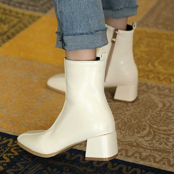 2021 beige black women ankle boots square toe thick high heel zipper shoes winter warm boots women fashion footwear size 32-43
2021 beige black women ankle boots square toe thick high heel zipper shoes winter warm boots women fashion footwear size 32-43