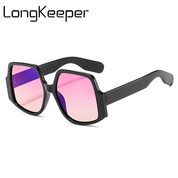 sunglasses 2021 oversized women men fashion square sun glasses brand designer street style cool uv400 shades, White;black
sunglasses 2021 oversized women men fashion square sun glasses brand designer street style cool uv400 shades, White;black