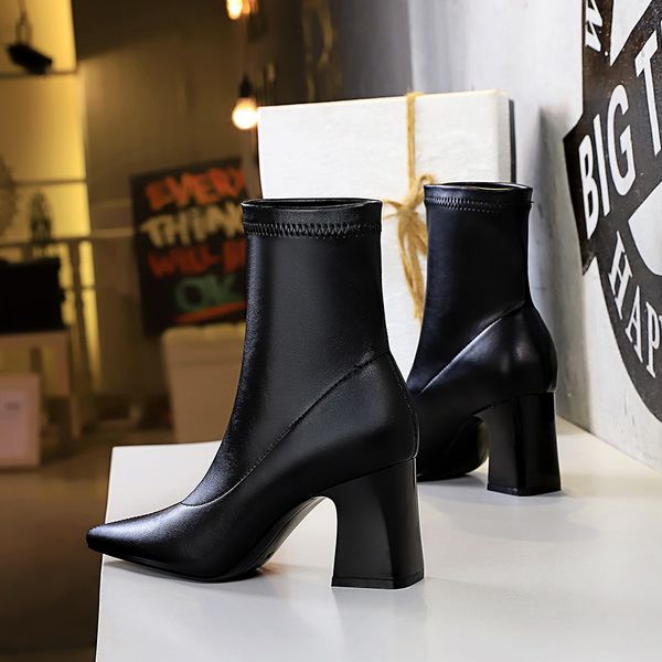 2021 winter women round toe ankle boots patent leather high heels dancing party shoes woman fashion stretch boots, Black
2021 winter women round toe ankle boots patent leather high heels dancing party shoes woman fashion stretch boots, Black