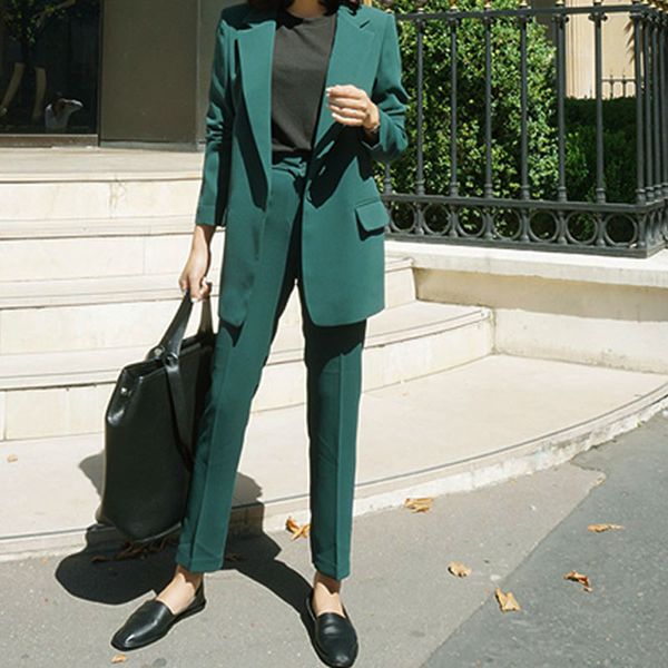 2020 korean green ladies work pant suit one button casual blazer jacket&pockets pencil pant formal womens blazer 2 piece suit, White
2020 korean green ladies work pant suit one button casual blazer jacket&pockets pencil pant formal womens blazer 2 piece suit, White