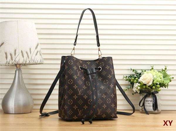 2020 pu leather bag women wallet brand designer shoulder bags handbags man mini purse clutch holder louis wallet 38186
2020 pu leather bag women wallet brand designer shoulder bags handbags man mini purse clutch holder louis wallet 38186