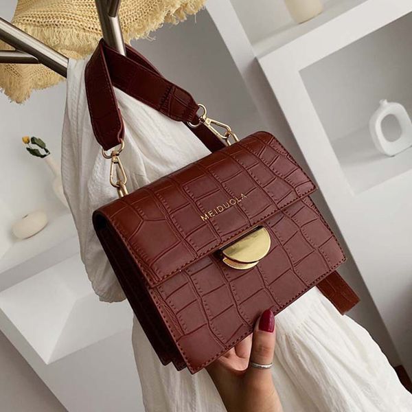 stone pattern quality leather shoulder & crossbody bags fashion square lady travel messenger female handbags and purses dropship
stone pattern quality leather shoulder & crossbody bags fashion square lady travel messenger female handbags and purses dropship