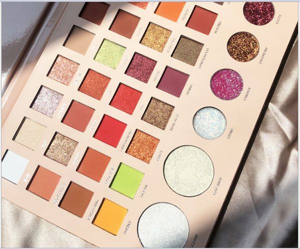 wholesale make-up 38 color eye shadow disc web celebrity with flash powder pearl eye shadow waterproof easy to color manufacturers for direc
wholesale make-up 38 color eye shadow disc web celebrity with flash powder pearl eye shadow waterproof easy to color manufacturers for direc