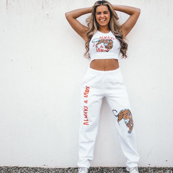 women's pants & capris joggers women two piece set and tiger letters printed sweatpants sleeveless crops white sport streetwear sets tr, Black;white
women's pants & capris joggers women two piece set and tiger letters printed sweatpants sleeveless crops white sport streetwear sets tr, Black;white