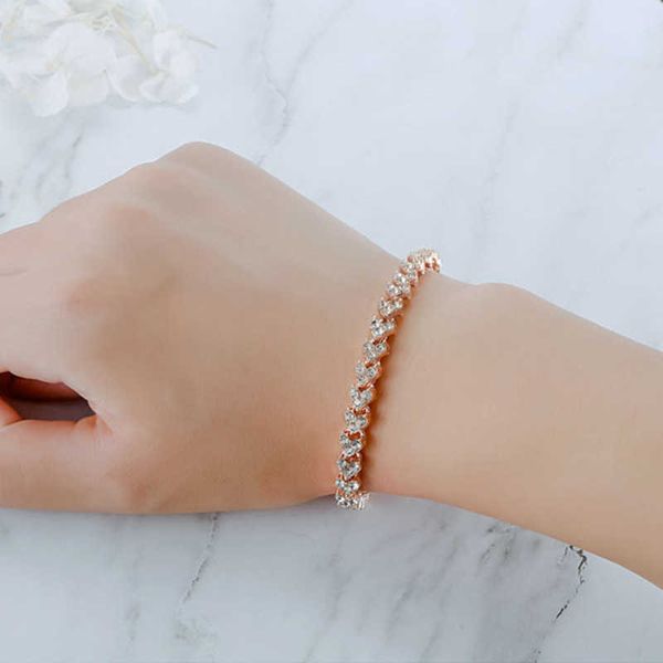fashion luxury crystal zircon chain bracelet couple's romantic bracelet women charm jewelry gift, Black
fashion luxury crystal zircon chain bracelet couple's romantic bracelet women charm jewelry gift, Black