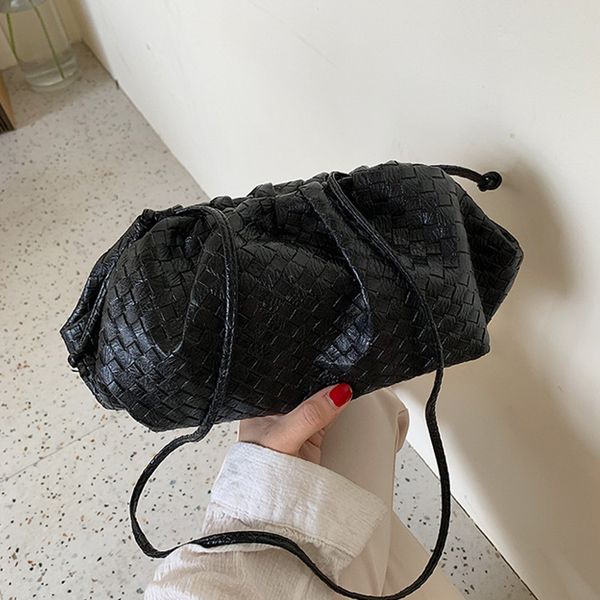 women vintage handbag leather hand weaving hobos retro cloud bags for women fashion shoulder bags crossbody bag
women vintage handbag leather hand weaving hobos retro cloud bags for women fashion shoulder bags crossbody bag