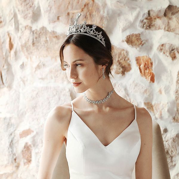 wedding bridal accessories fashion silver color shiny tiara handmade rhinestone crown women luxury headband lb, Golden;silver
wedding bridal accessories fashion silver color shiny tiara handmade rhinestone crown women luxury headband lb, Golden;silver